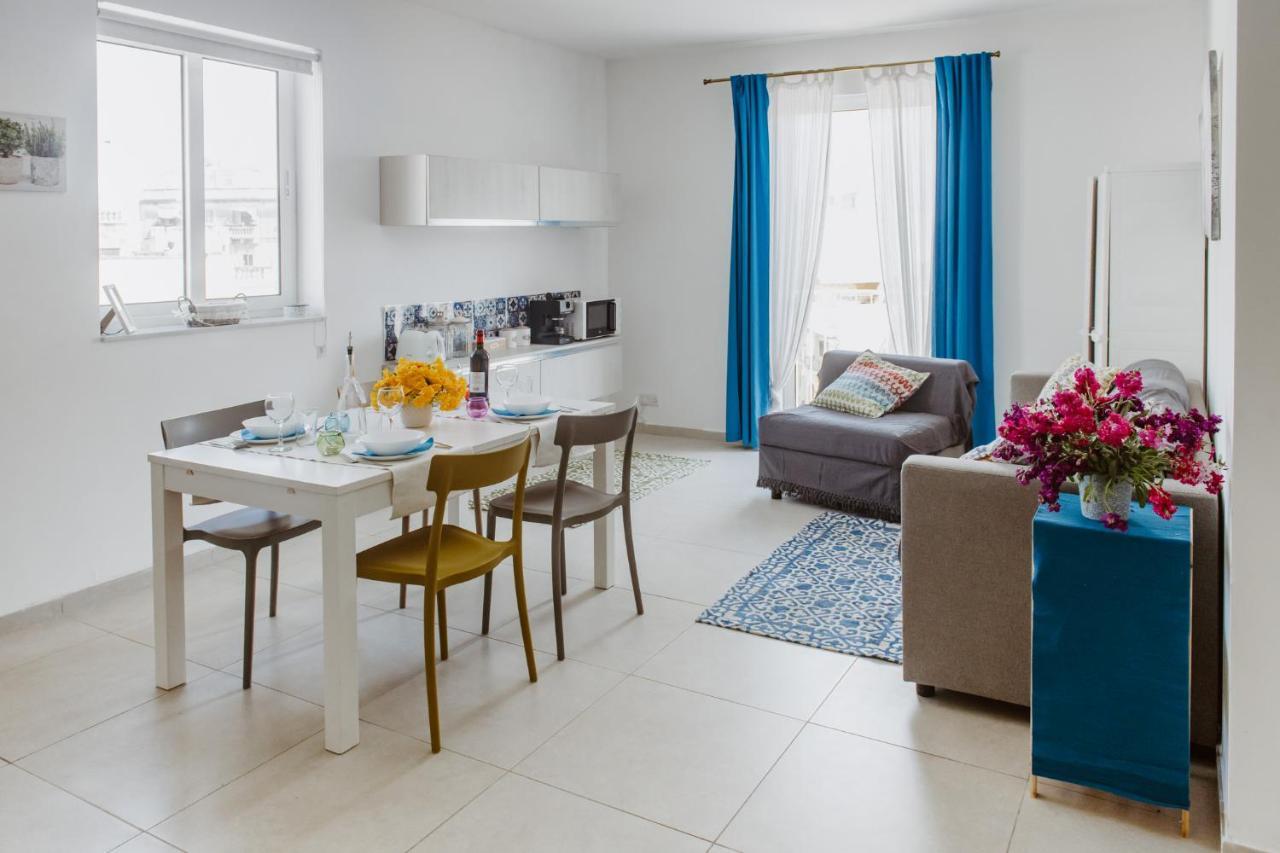Sliema, Villa Savoia Luxury Apartment For 5 Guests Gzira Exterior photo